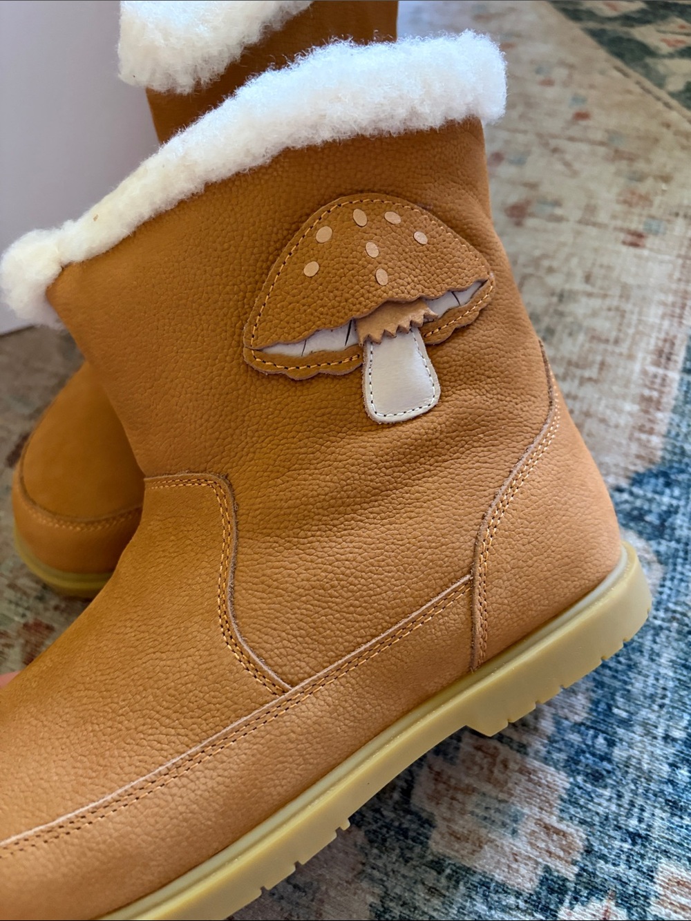 New In Box Toddler Donsje DUSK LINING Mushroom $179 Size 33 Euro, Size 2 Youth - Picture 6 of 7